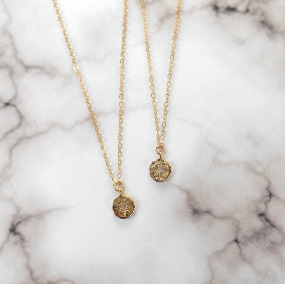 🆕️North Star Necklace - Picture 7 of 7